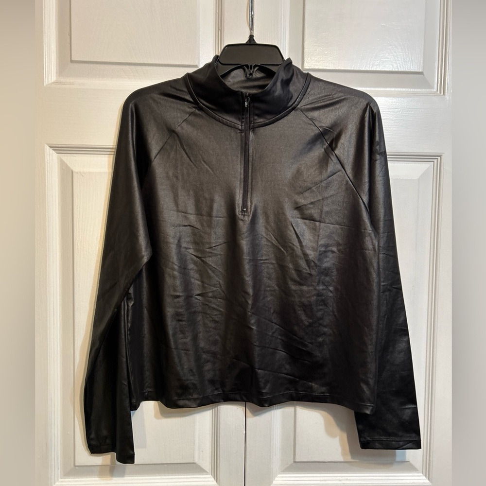 NWT Stretch The Rules Long Sleeve Top 1/4 zip Size M Medium Black Faux Leather